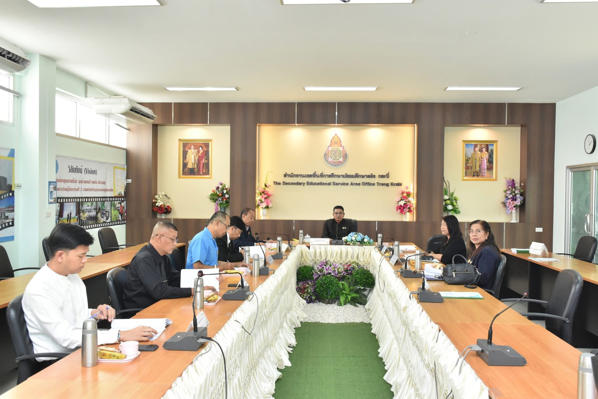 ผู้อำนวยการเข้าร่วมประชุมคณะกรรมการรับนักเรียนระดับเขตพื้นที่การศึกษา ปีการศึกษา 2569 ครั้งที่ 1/2568